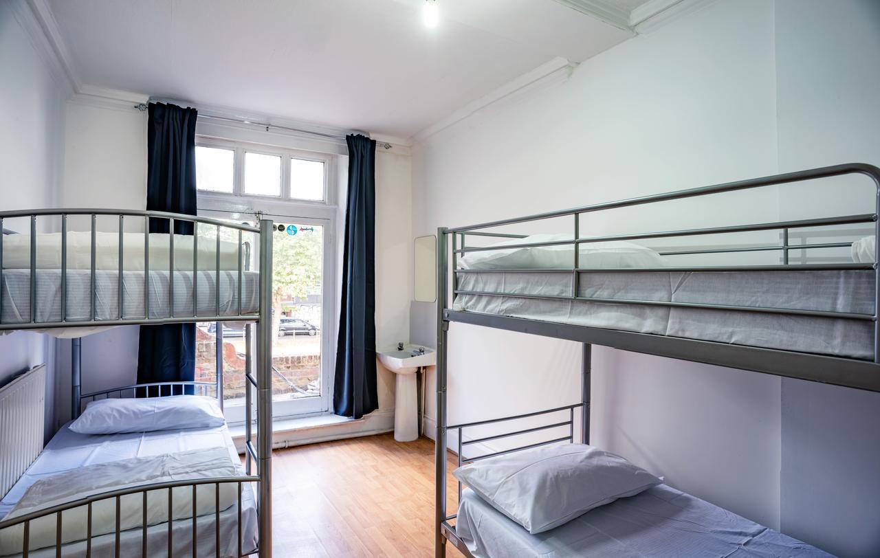 Mile End Beds Hostel Londra Exterior foto