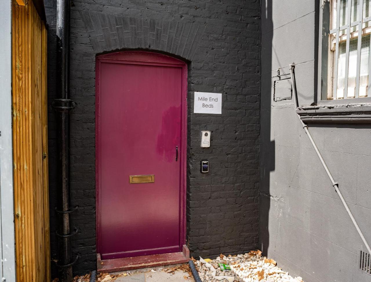 Mile End Beds Hostel Londra Exterior foto