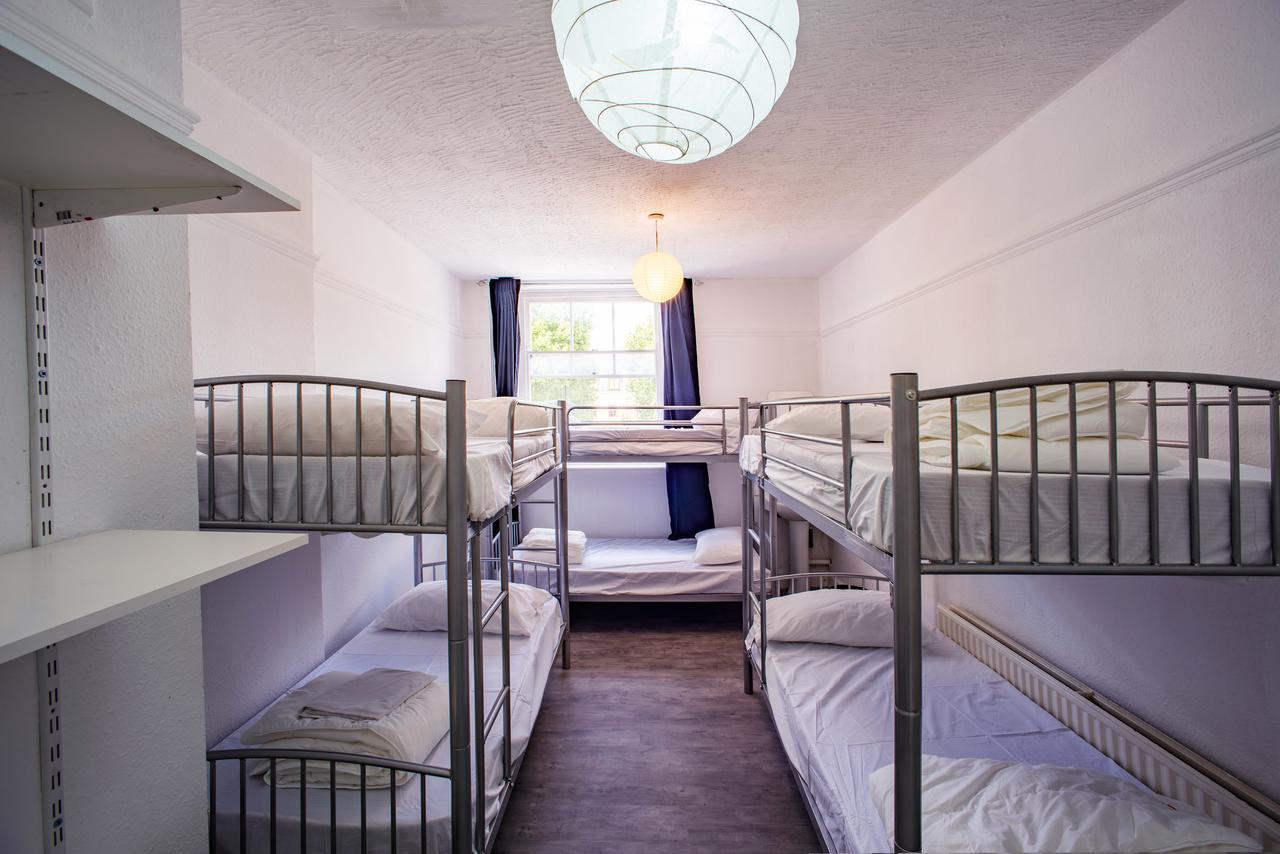 Mile End Beds Hostel Londra Exterior foto